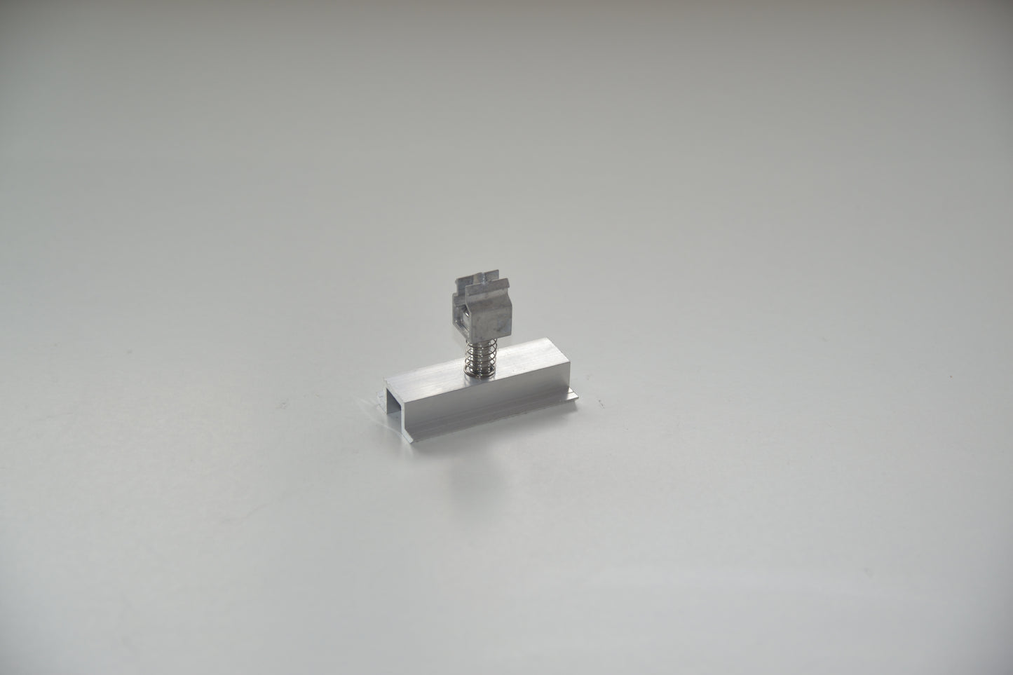 Mittelklemme mit Klick-System (silber, unbehandelt), 30mm