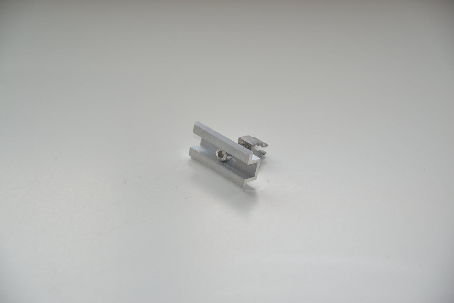 Mittelklemme mit Klick-System (silber, unbehandelt), 30mm